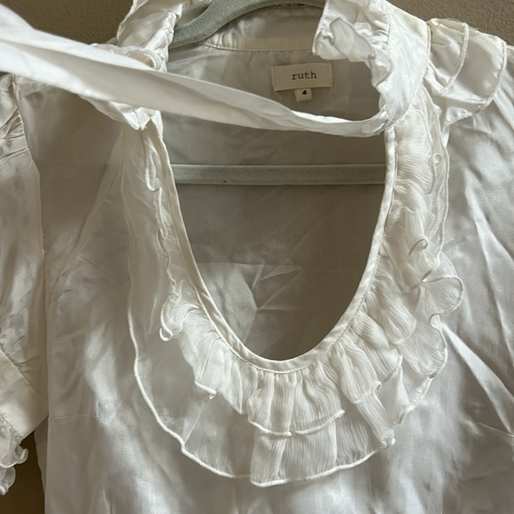 Ruth Anthropologie White Ruffle Tie Front Short Sleeve Blouse Size 4 - Picture 4 of 8